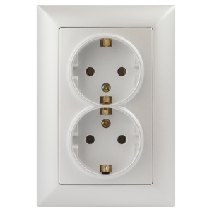 Розетка Intro Solo 4-205-06 с заземлением двойная 2X2P+E Schuko 16А-250В IP20 СУ антрацит