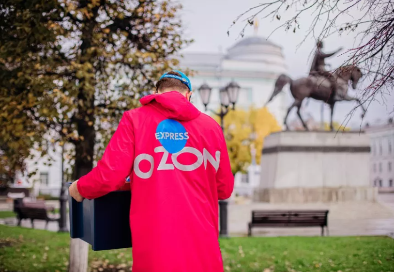 Ozon запустил карту от собственного банка