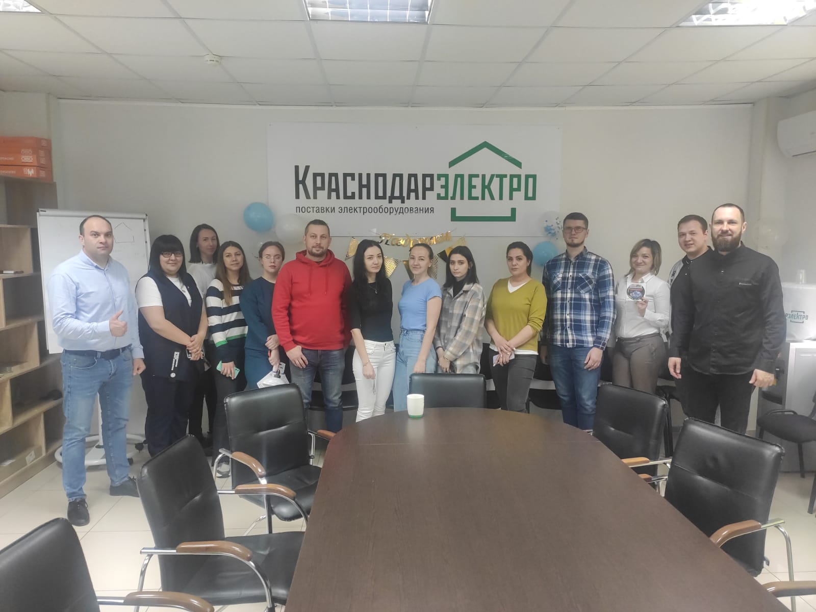 Обучение LED-лентам ЭРА для менеджеров компании 